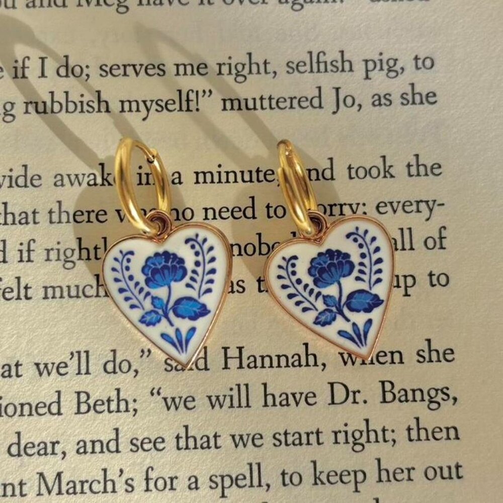 Porcelain inspired earrings